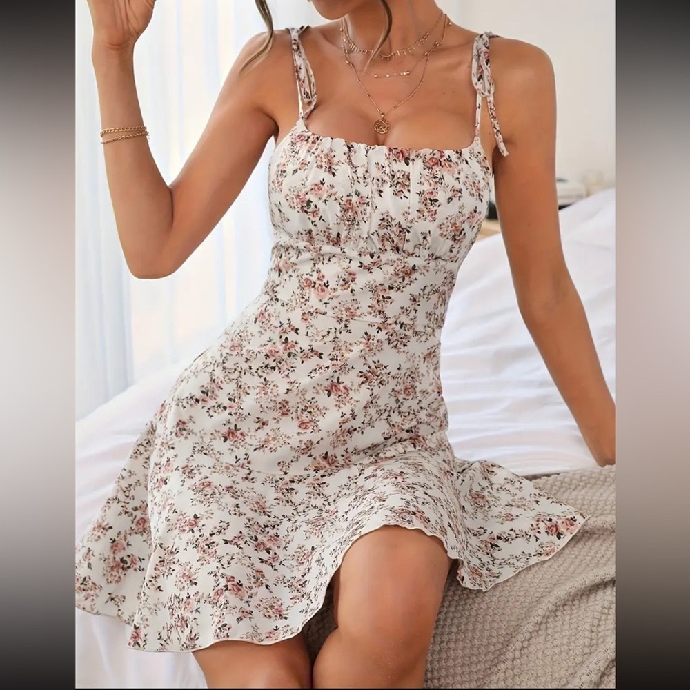 🥀 Floral Tie Strap Mini Dress – Boho Summer Fit & Flare